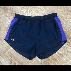 Under Armour Women's Navy and Purple Shorts small